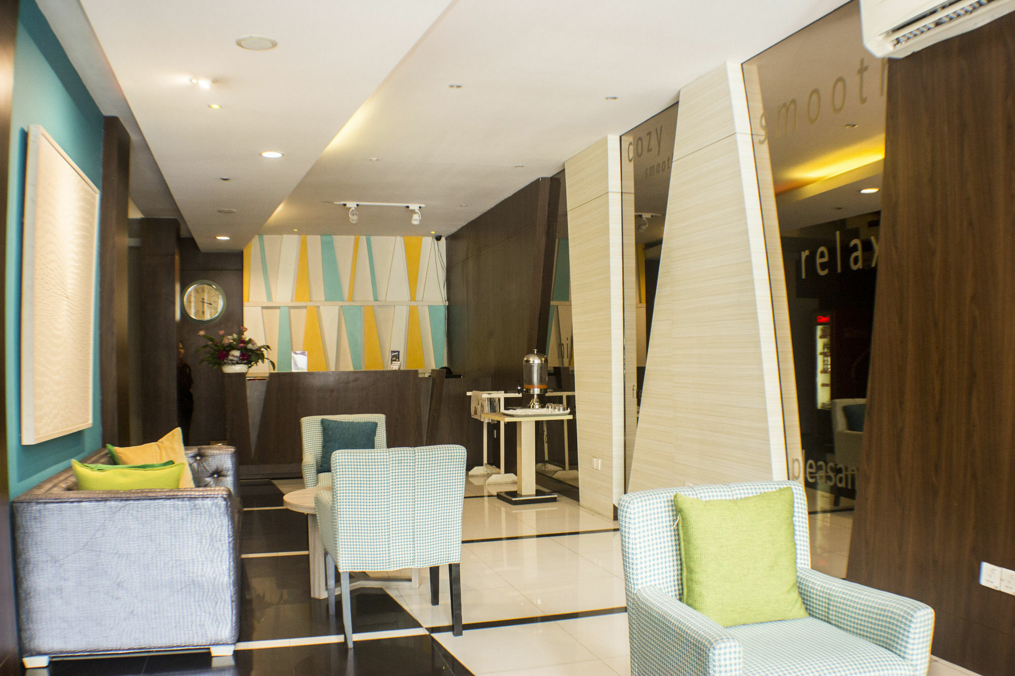 Hotel Feodora Grogol Jakarta Exterior foto
