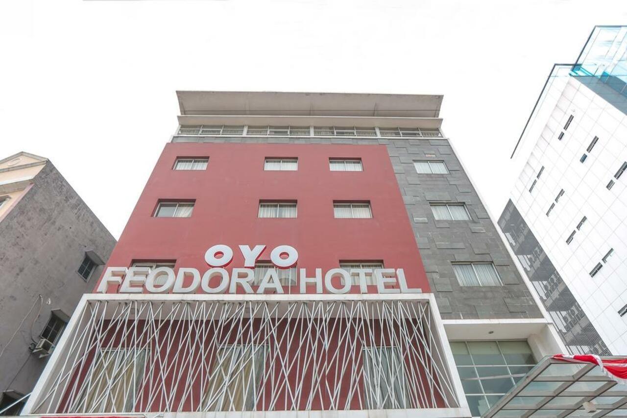 Hotel Feodora Grogol Jakarta Exterior foto